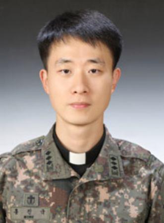 홍진국 신부